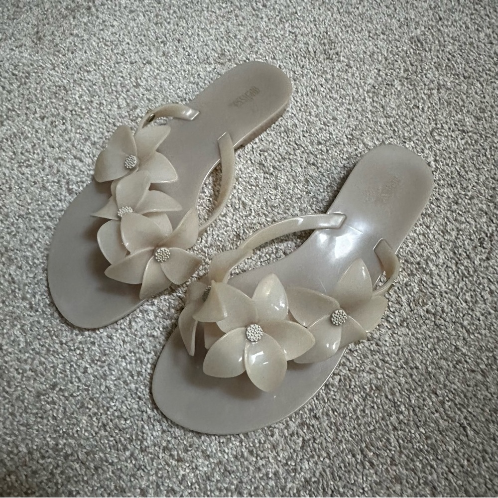 Melissa women’s slipper size 8